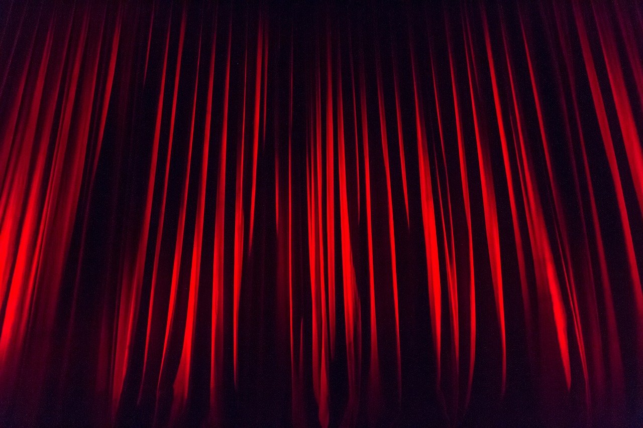 How to get into theatre acting How to get into theatre acting